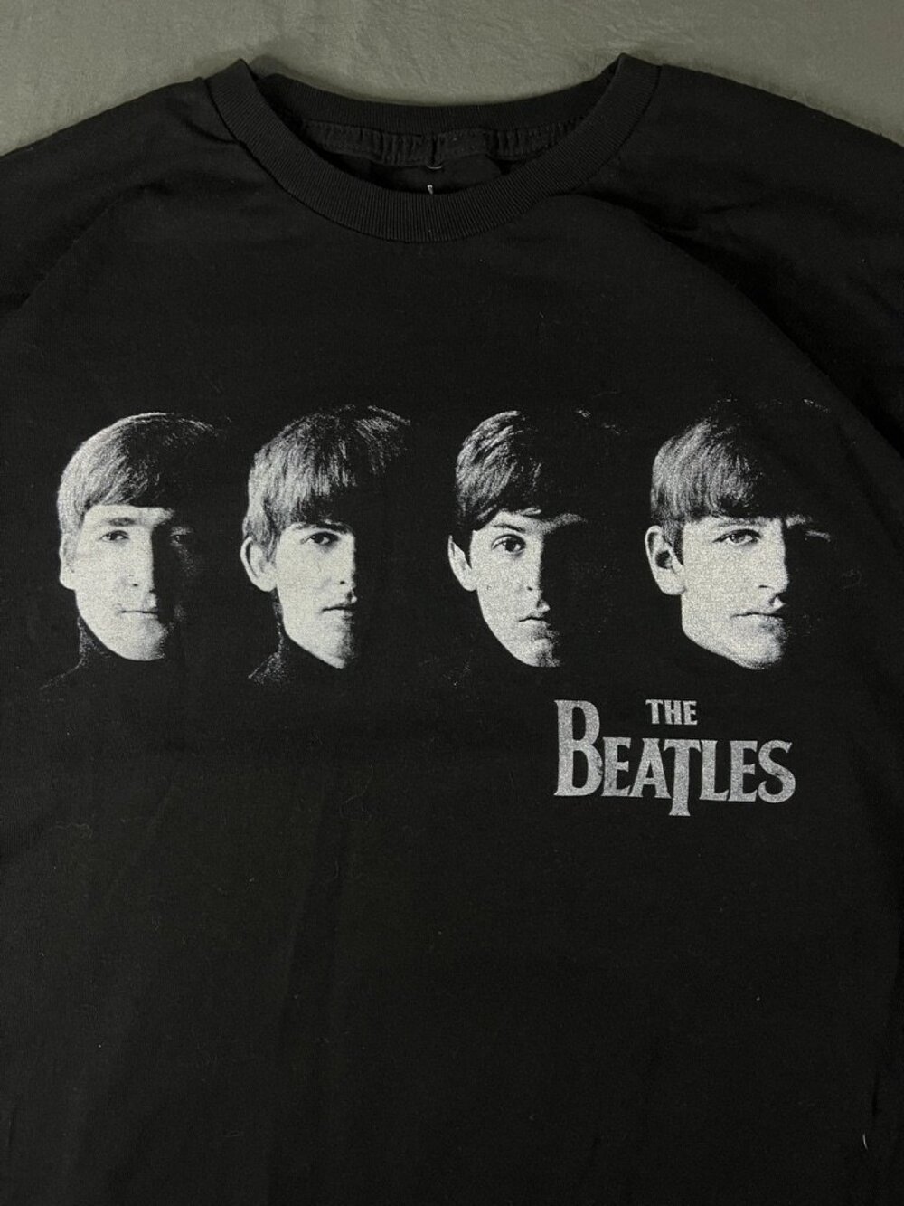 The Beatles 2018 Apple Corps Tee Men’s XL Faded Grunge Tee Band Tshirt Black